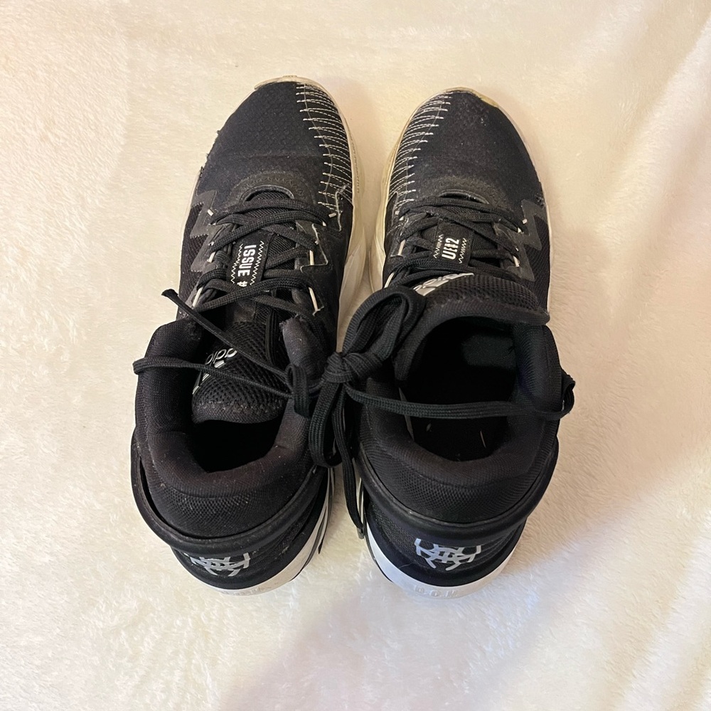 Adidas issue 2 Men's Black and White Athletic Sneakers